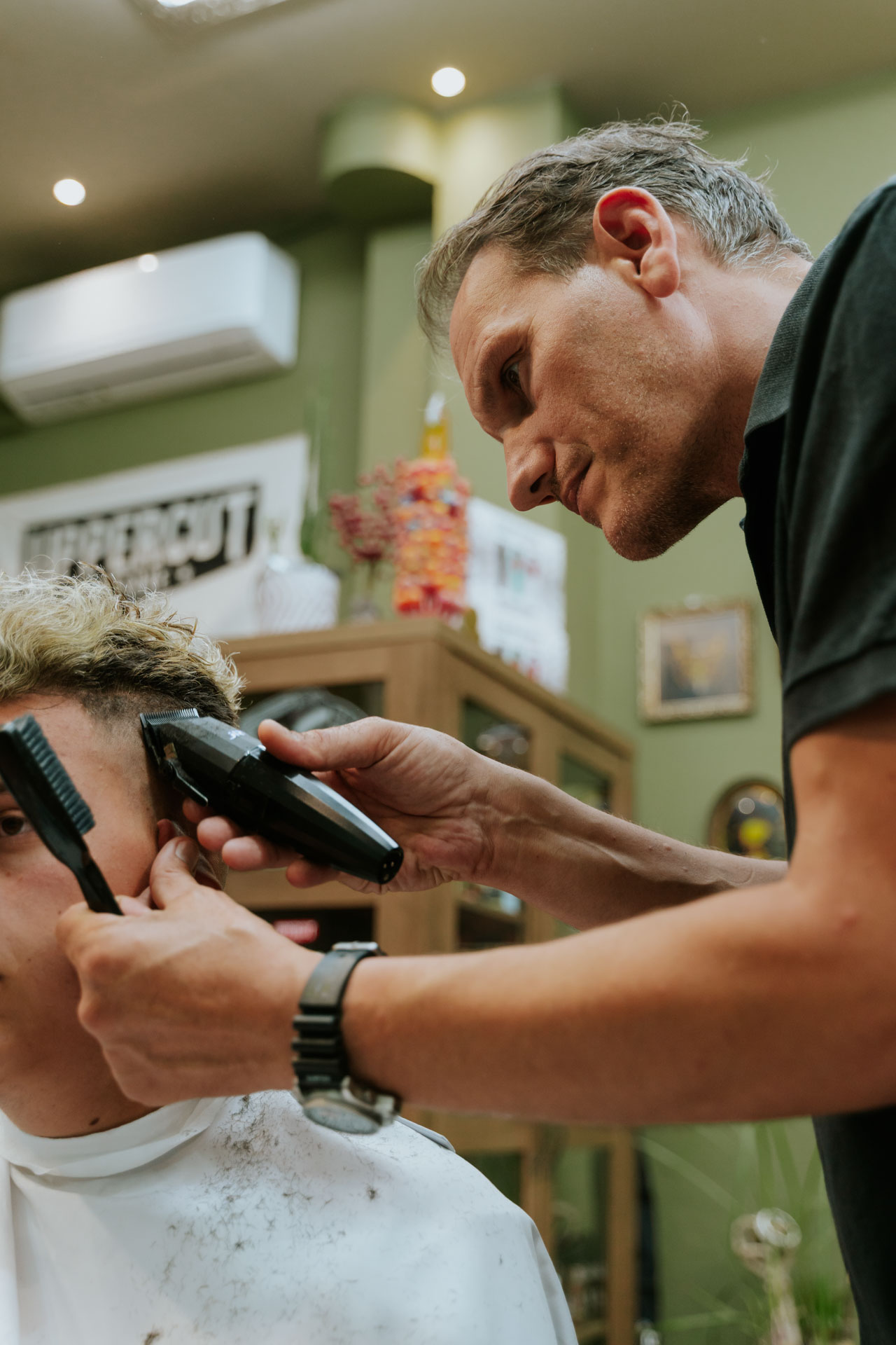 barber shop naxos get haircut zaharias 107
